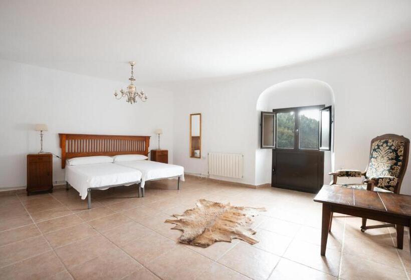 Номер Стандарт с Балконом, Alojamiento El Monasterio