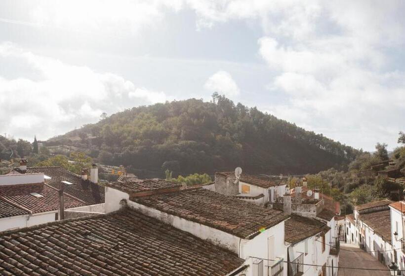 Семейный Номер, Alojamiento El Monasterio