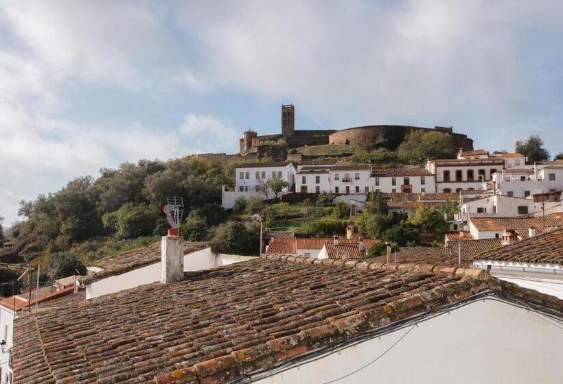 Семейный Номер, Alojamiento El Monasterio