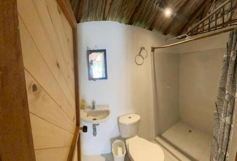 غرفة قياسية, Cabañas La Múcura