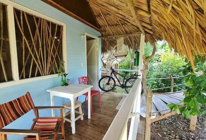 غرفة قياسية, Cabañas La Múcura