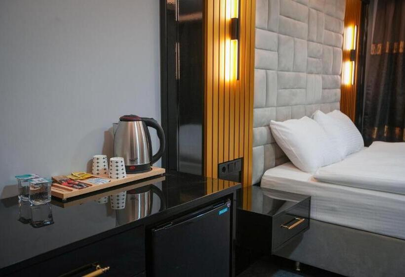 اتاق اکونومی, Ky Continental Apartments