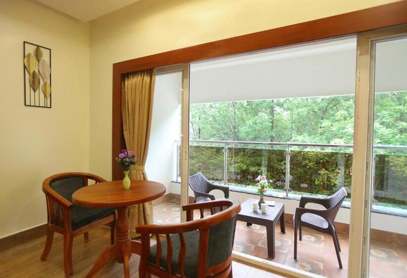 Deluxe Rum, La Feliz Palacio