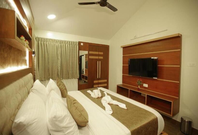 Familjesvit, La Feliz Palacio