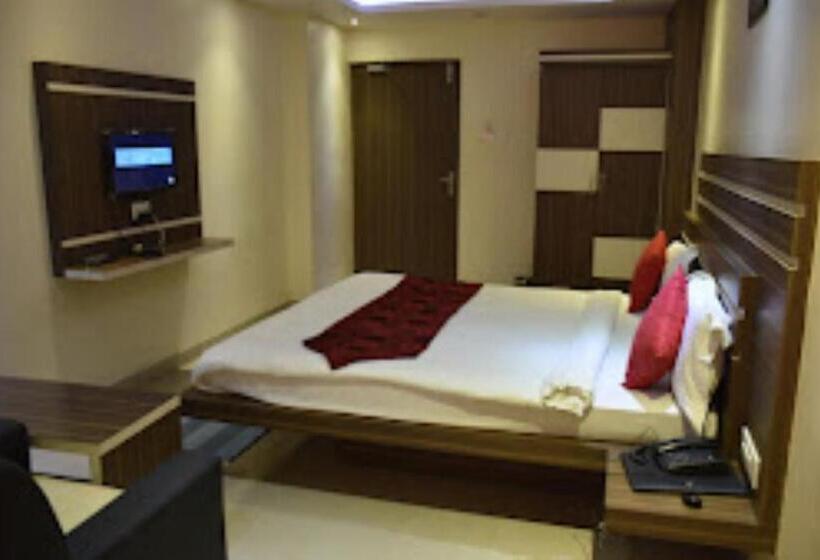 חדר דלוקס, Saraswati Inn,aurangabad