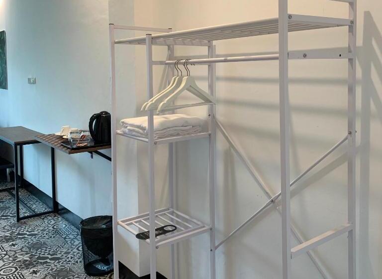 スタンダードルーム, The Cliffs Resort