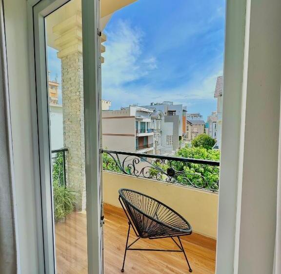 اتاق استاندارد با بالکن, Thảo Hương Villa & Apartment