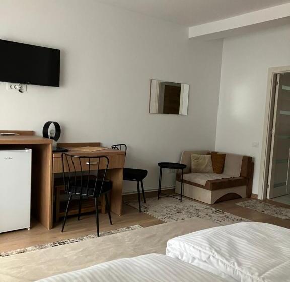 اتاق استاندارد با بالکن, Casa Babi