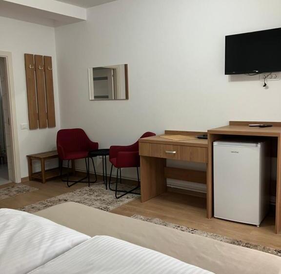 اتاق استاندارد با بالکن, Casa Babi