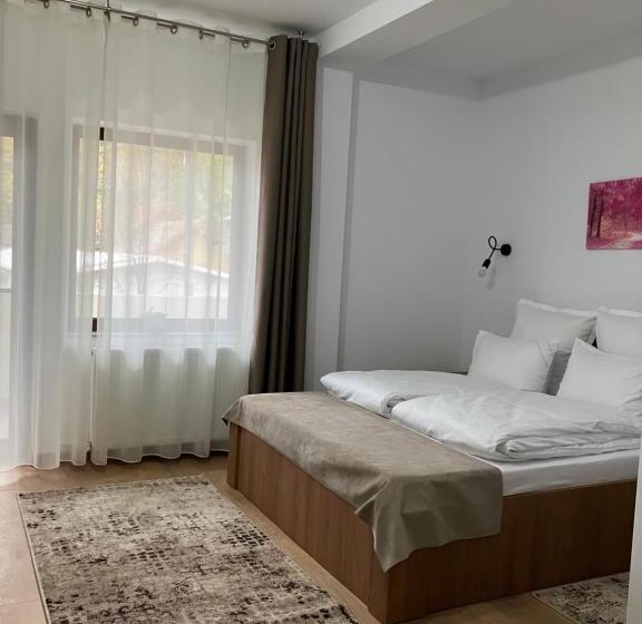 اتاق استاندارد با بالکن, Casa Babi