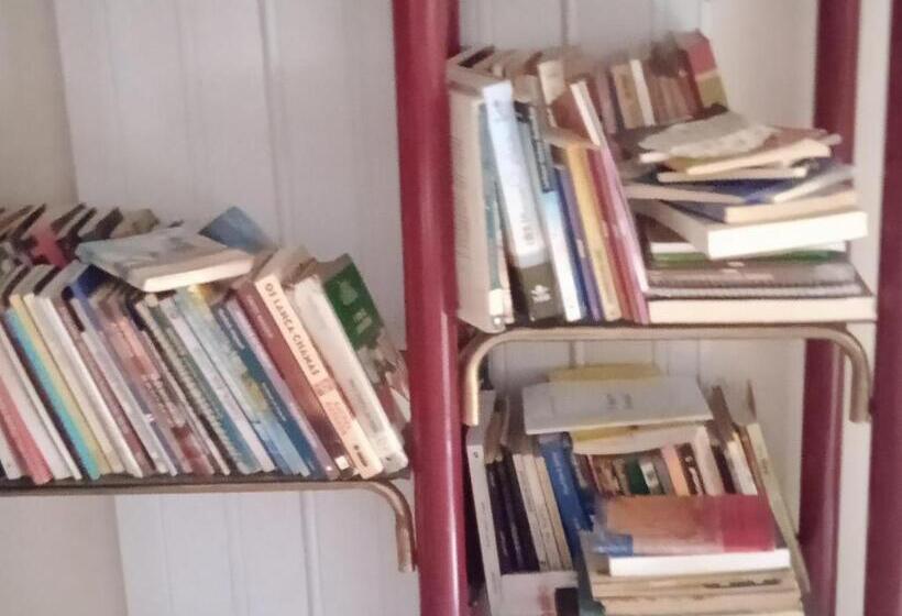 غرفة قياسية فردية حمام مشترك, Joinvillecenter Quarto Individual1