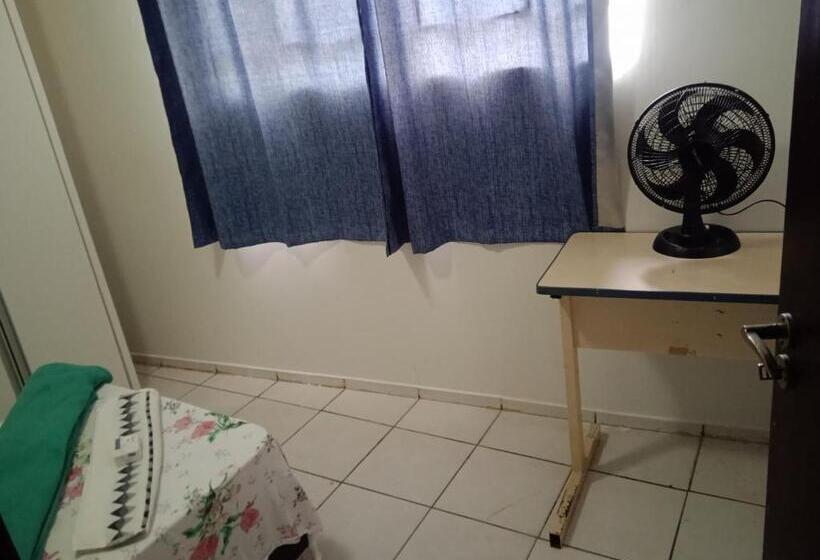 غرفة قياسية فردية حمام مشترك, Joinvillecenter Quarto Individual1