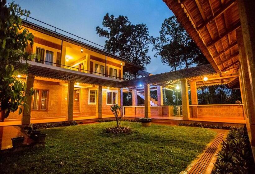 标准间带山景, Wild Courtyard Wayanad Resort