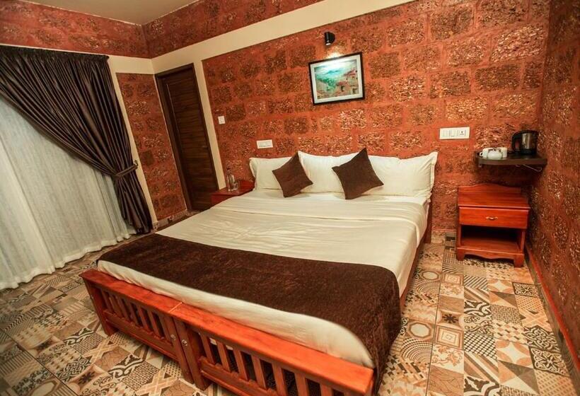 标准间带山景, Wild Courtyard Wayanad Resort