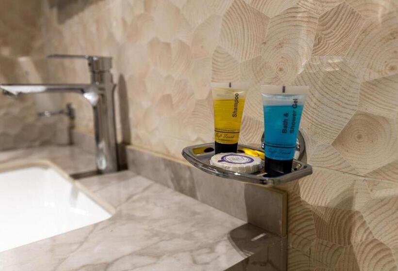 ２ベッドルームアパートメント, فندق فاتوران