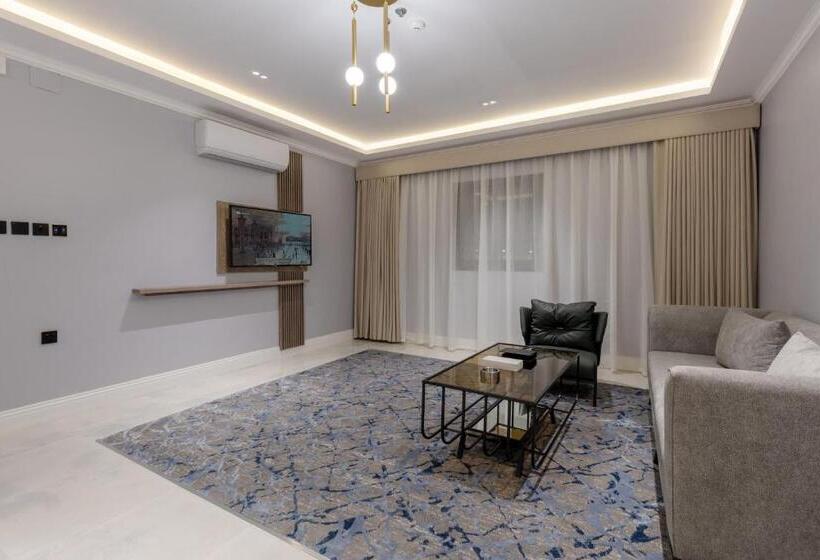 ２ベッドルームアパートメント, فندق فاتوران