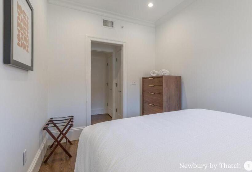 آپارتمان سوپریور 1 خوابه, 304 Newbury Street By Thatch