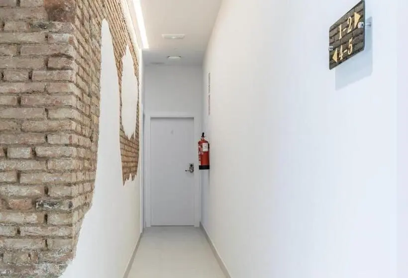 آپارتمان سوپریور 1 خوابه, Chic & Comfortable Apartment, Private Terrace