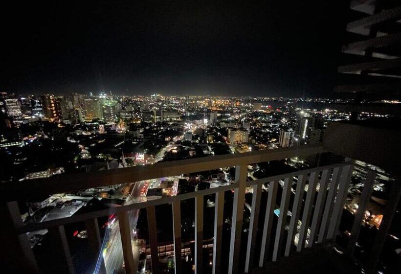 اتاق خانوادگی, C&l Property By Ancho