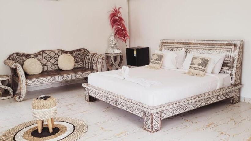 プール付き１ベッドルームヴィラ, Csr Landmark Resorts