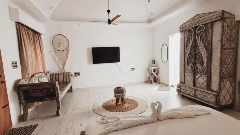 スーペリアー１ベッドルームビラ, Csr Landmark Resorts