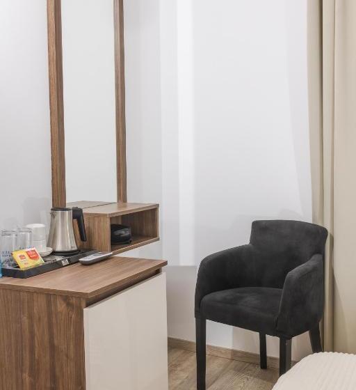 اتاق استاندارد, 219 Budva