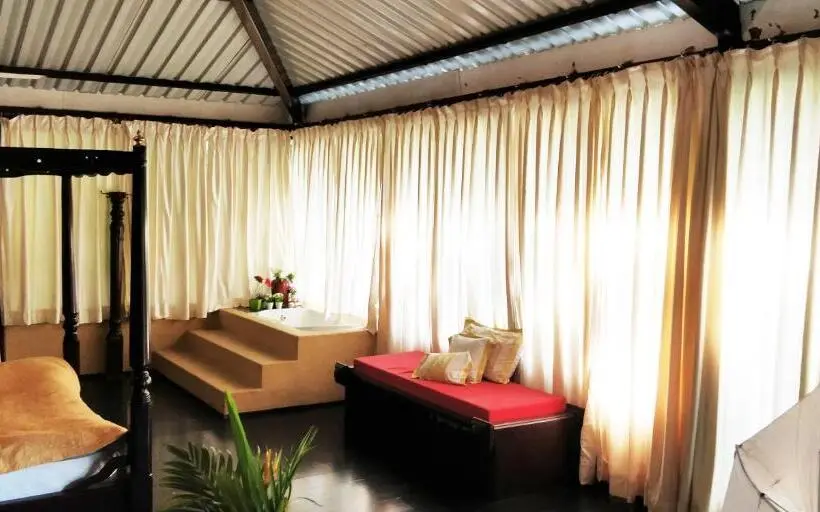 マウンテンビュースイート, Aranya Phansad Resort