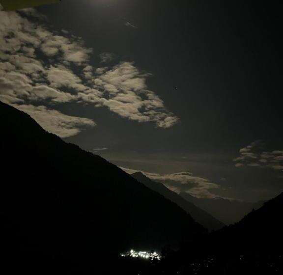 غرفة قياسية مطلة على الجبل, Magdalene Residency