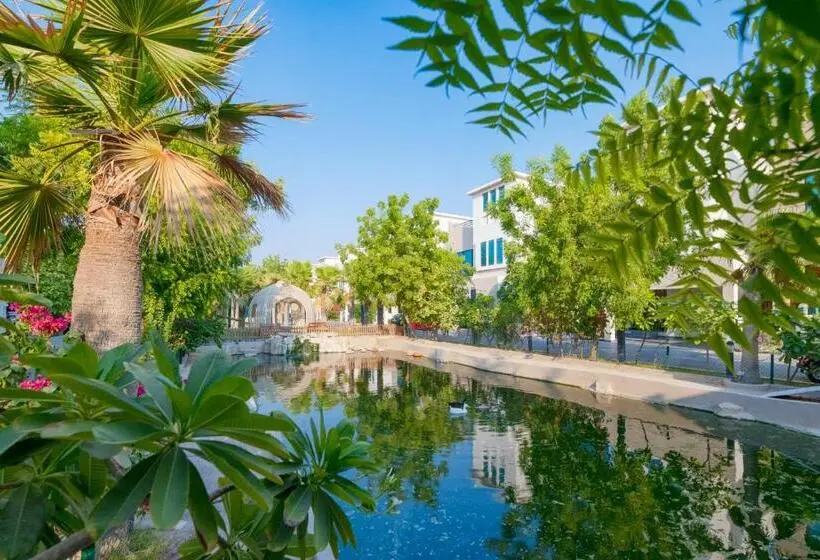 ویلا دلوکس 3 خوابه, Nordic Resort