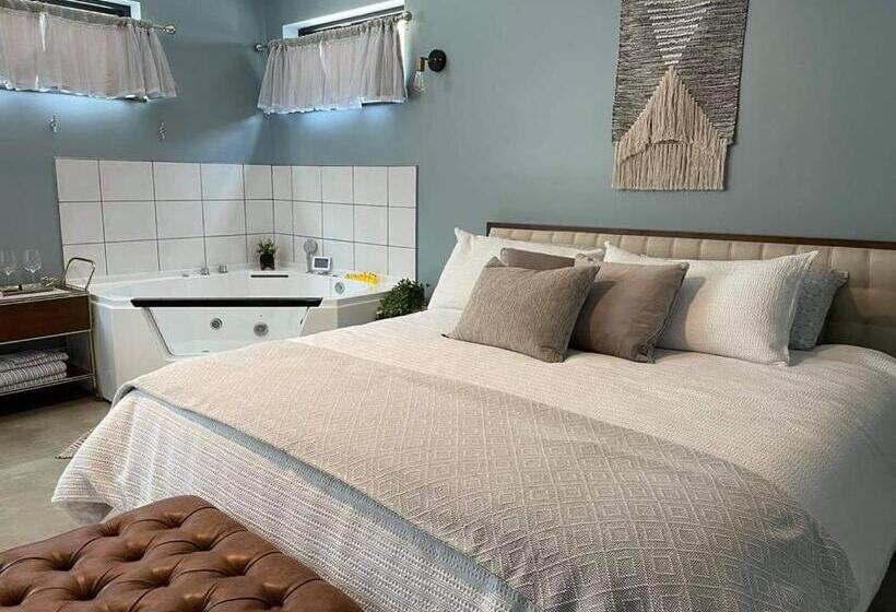 キングサイズベッドのデラックススイート, Concord Suite For Two With Private Jacuzzi