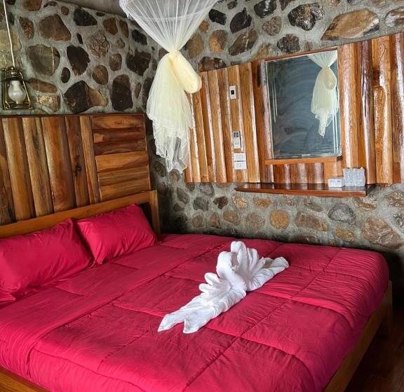 Standardzimmer mit Balkon, บ้านชนเผ่า แคมป์ปิ้ง แอ็น รีสอร์ต