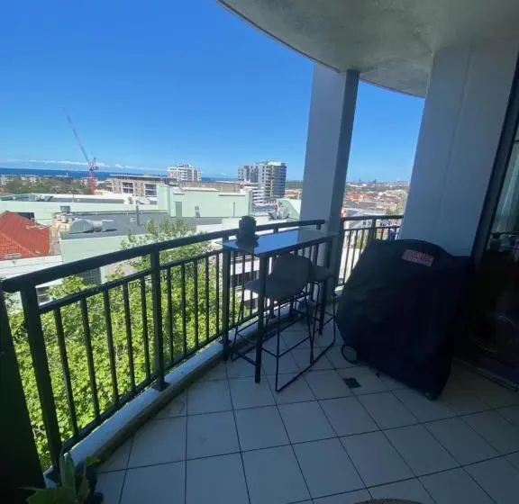 バス共有のスタンダードルーム, It S Paradise Here, Private Room With Breakfast And 2 Cats
