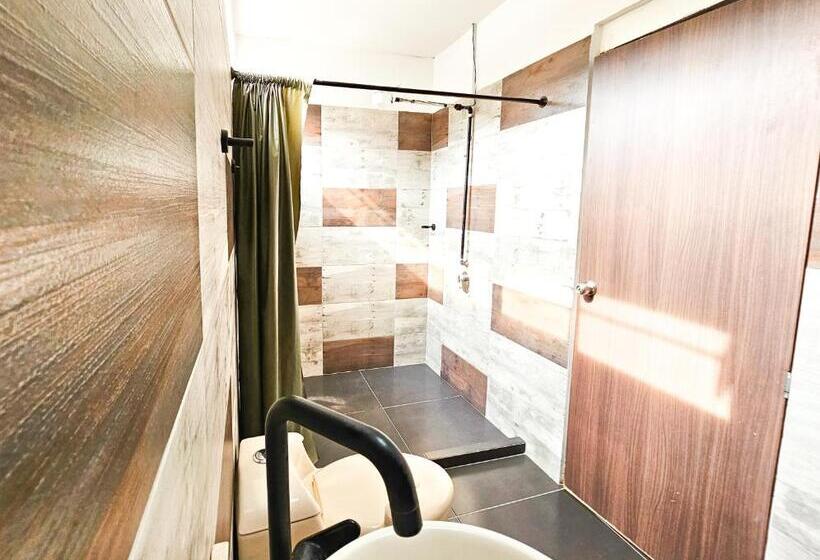 سوییت لوکس, La Mercedes Lite Hostal By Mh