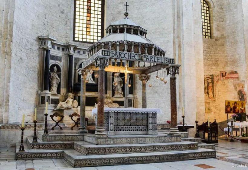 דירת שלושה חדרים, Residenze Benedetto Croce