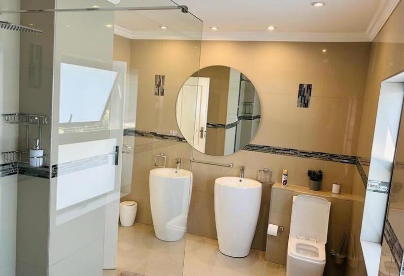 Quarto Estandar, The Hide In Sandton