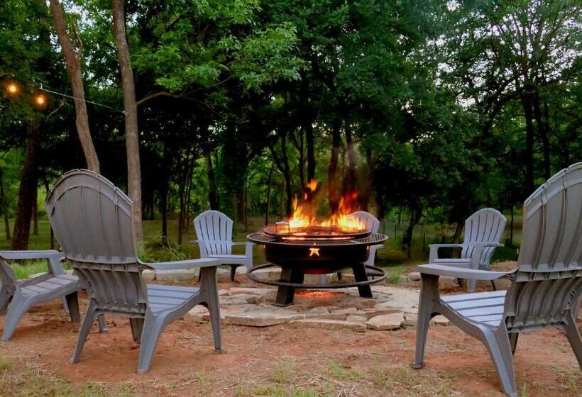 带1个卧室的豪华别墅, Waterfront Haven   Sleeps 19   Home Cinema   Dock   Weatherford Tx