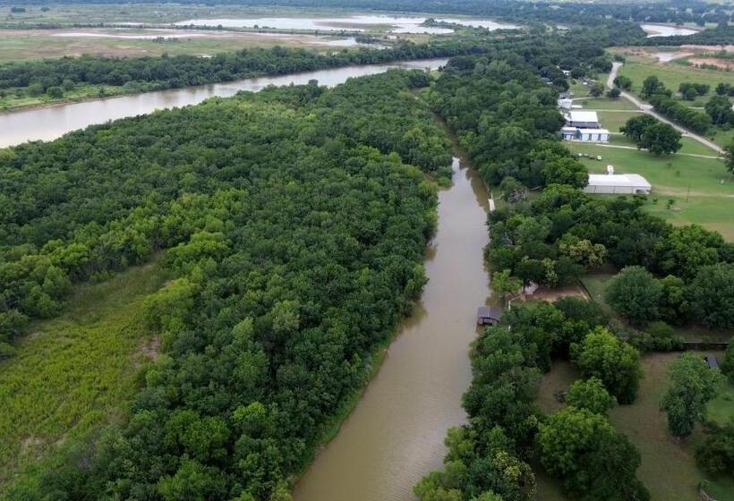 带1个卧室的豪华别墅, Waterfront Haven   Sleeps 19   Home Cinema   Dock   Weatherford Tx