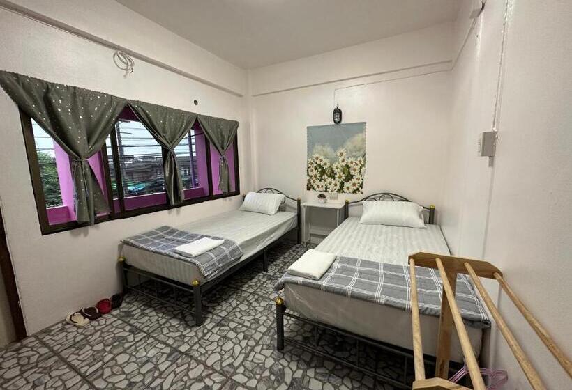 스탠다드 룸 공동 욕실, Madam Guesthouse