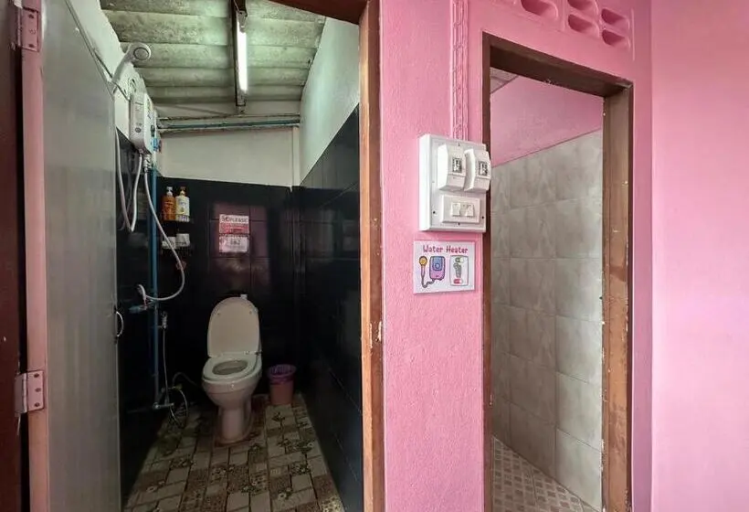 اتاق استاندارد, Madam Guesthouse