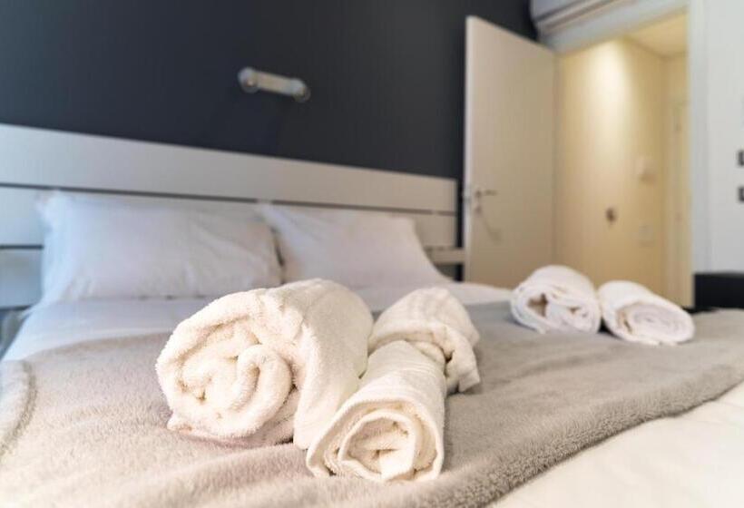 غرفة سوبيريور رباعية, B&bike Como Lake