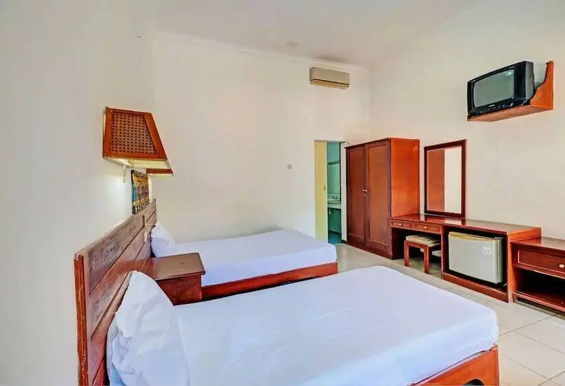 スーペリアールーム, Capital O 93236 Hotel Hapel Negara
