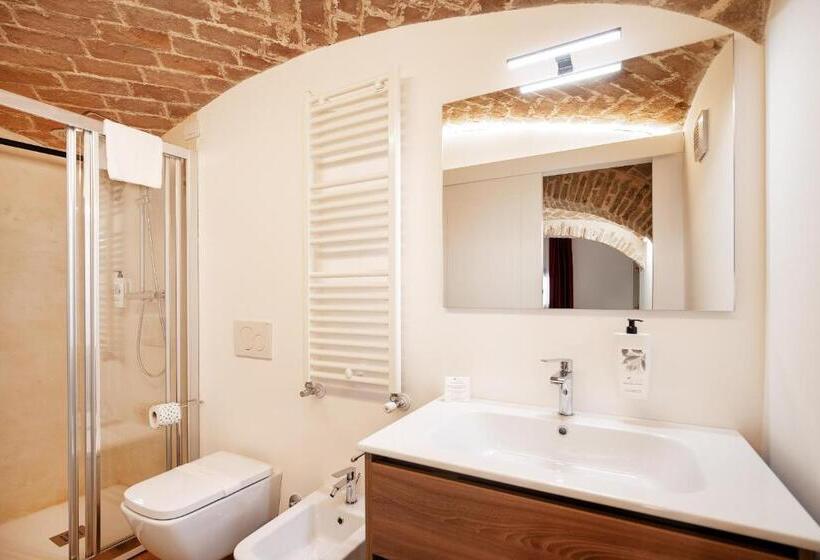 اتاق سوپریور چهار تخته, Duomo B&b