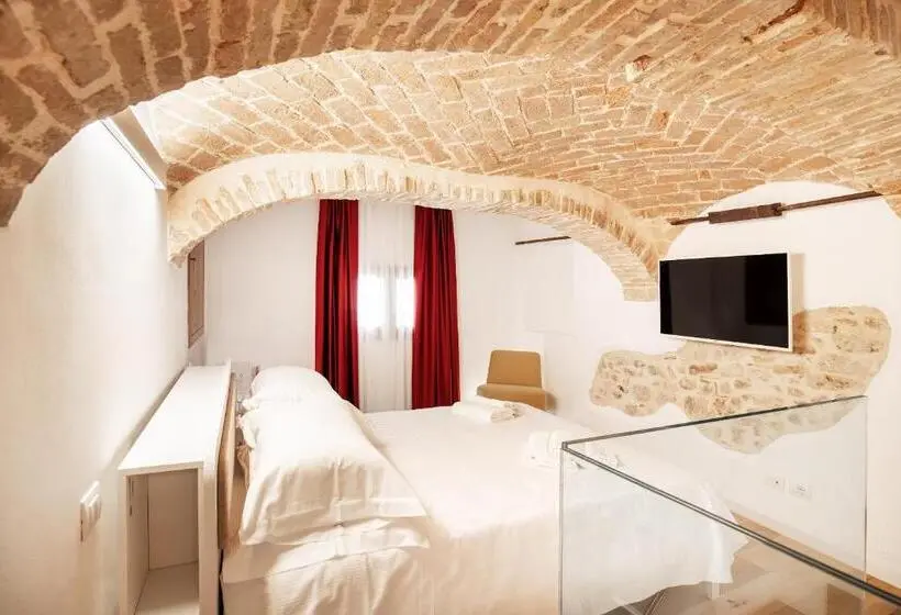 اتاق سوپریور چهار تخته, Duomo B&b