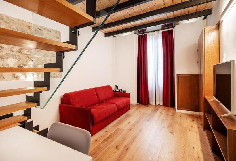 اتاق سوپریور چهار تخته, Duomo B&b
