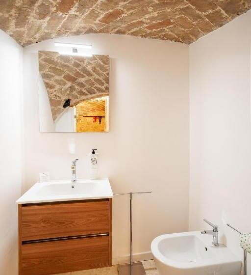 اتاق سوپریور چهار تخته, Duomo B&b