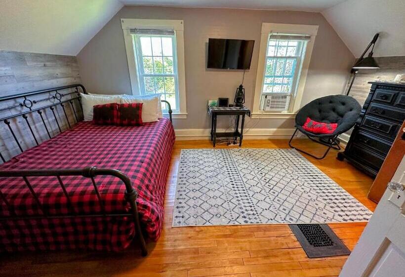 침실 1개 주택, 16lv Beautifully Decorated Country Home 20 Minutes From Bretton Woods, Cannon And Franconia Notch!