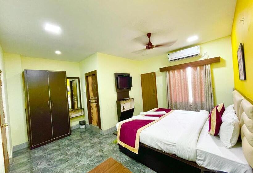 חדר דלוקס עם מרפסת, Xyz Hotle