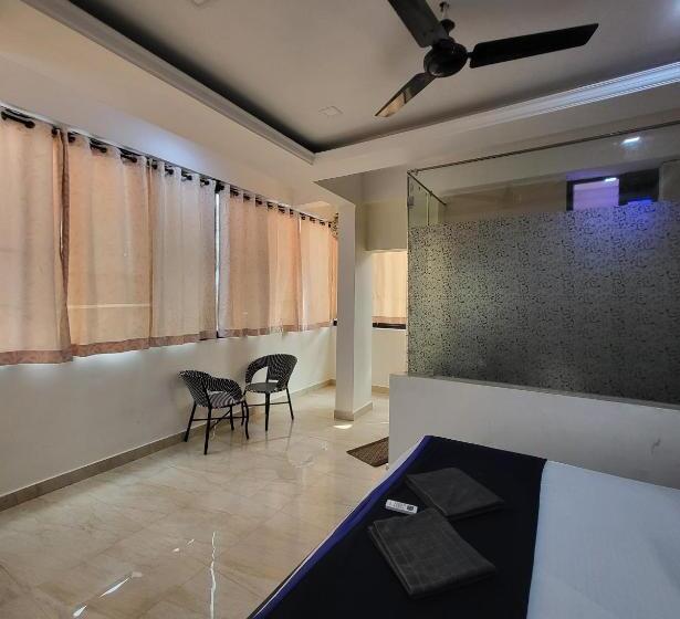 家庭间, Dream Mansion