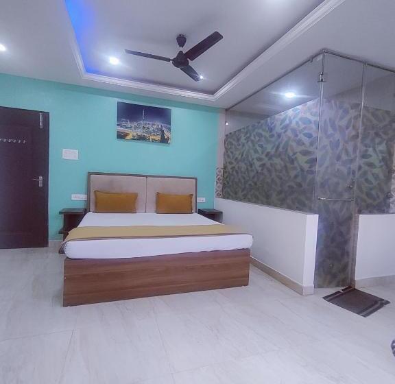 家庭间, Dream Mansion