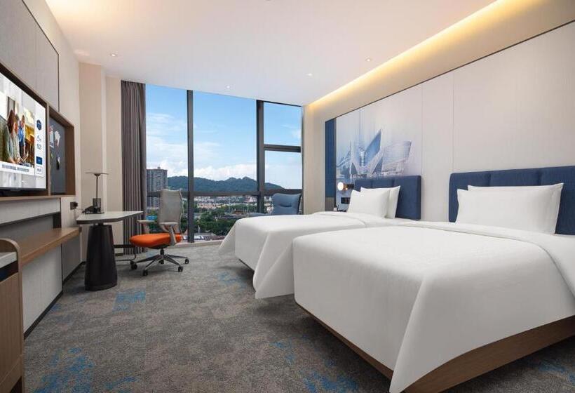 수피리어 룸, Hampton By Hilton Guangzhou Xintang